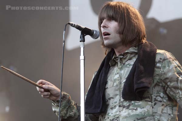 BEADY EYE - 2011-07-03 - BELFORT - Presqu'ile du Malsaucy - 